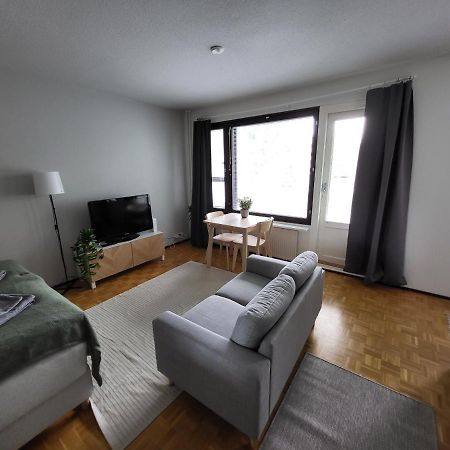 Beautiful Studio - Easy Check-In, Free Parking & Wifi Рованиеми Экстерьер фото