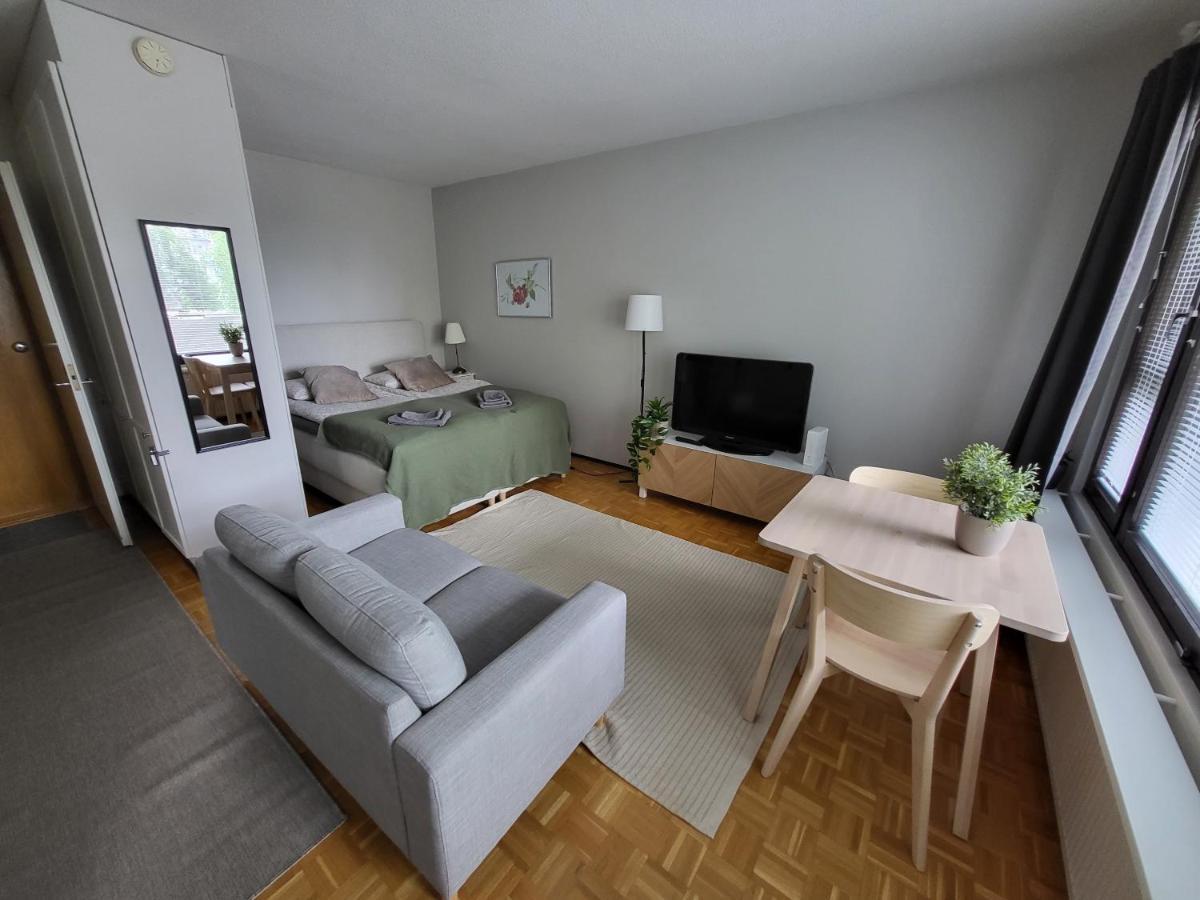 Beautiful Studio - Easy Check-In, Free Parking & Wifi Рованиеми Экстерьер фото