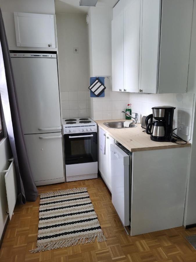 Beautiful Studio - Easy Check-In, Free Parking & Wifi Рованиеми Экстерьер фото