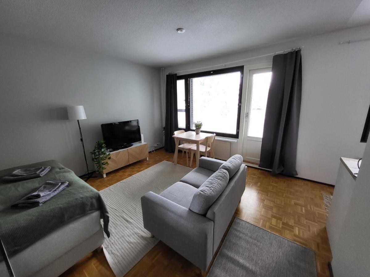 Beautiful Studio - Easy Check-In, Free Parking & Wifi Рованиеми Экстерьер фото