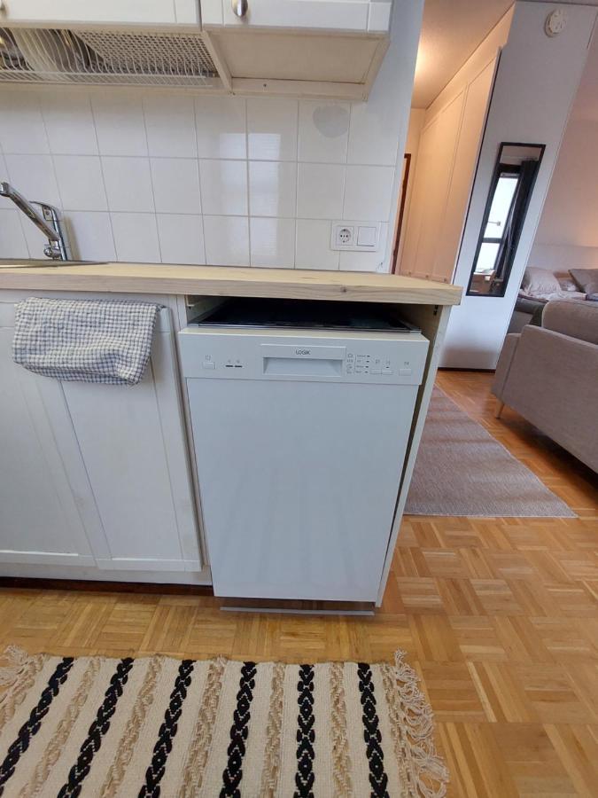 Beautiful Studio - Easy Check-In, Free Parking & Wifi Рованиеми Экстерьер фото